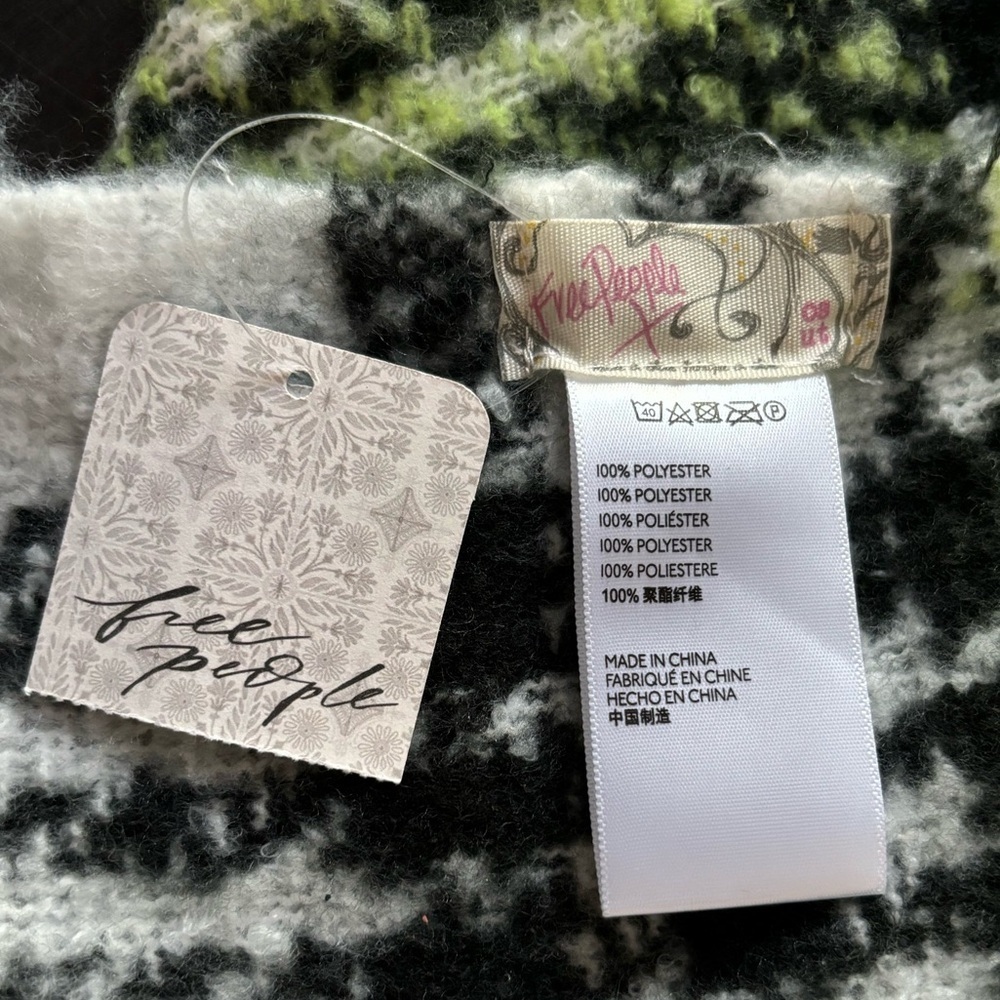 NWT Free People Homecoming Plaid Blanket Scarf - Picture 4 of 7